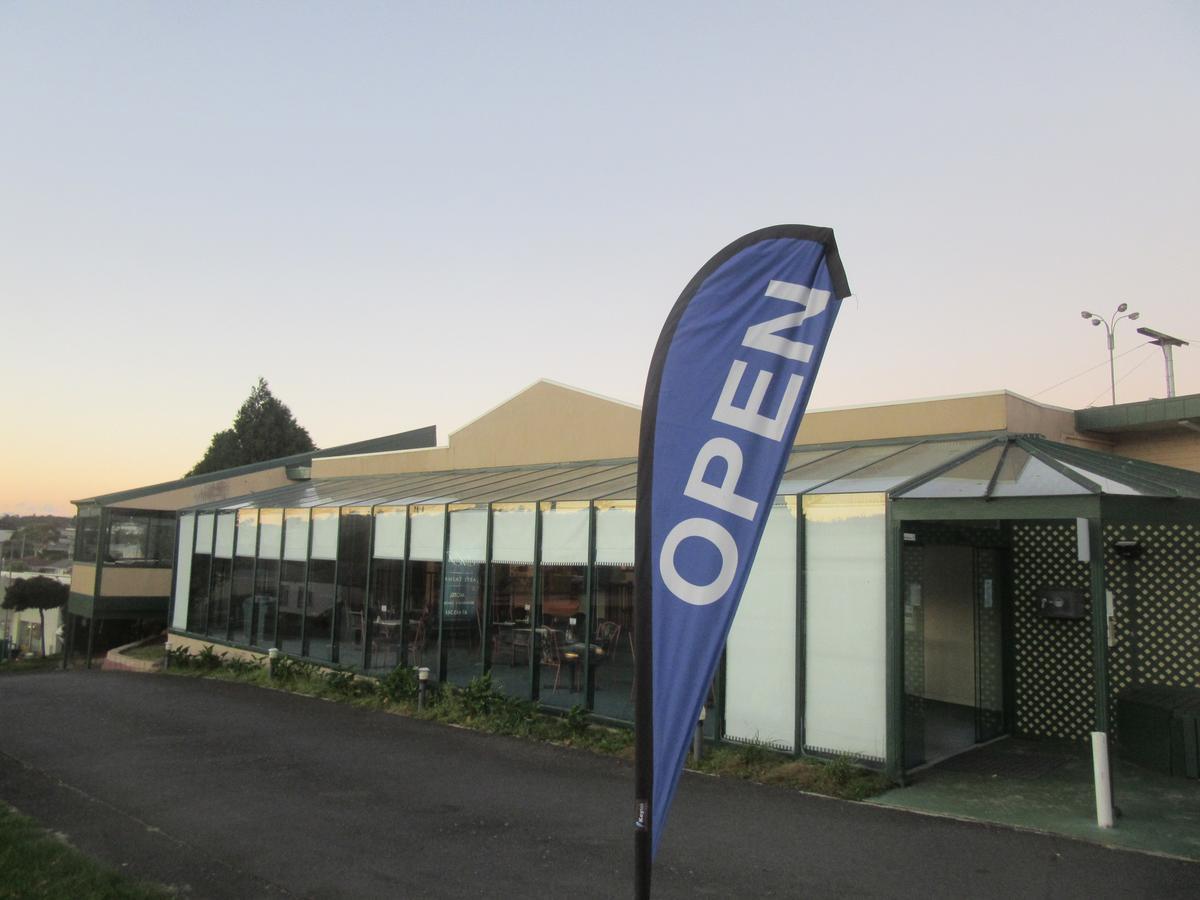 Abel Tasman Airport Motor Inn Launceston Extérieur photo